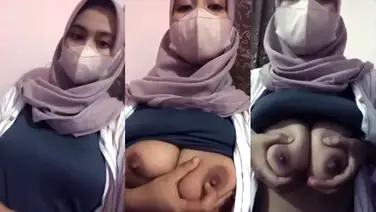 Bokep Jilbab Dapat Kiriman Video Pamer Toket Gede