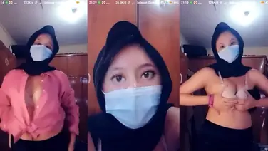 Tika Live Hot Jilbab Muncrat Bikin Sange